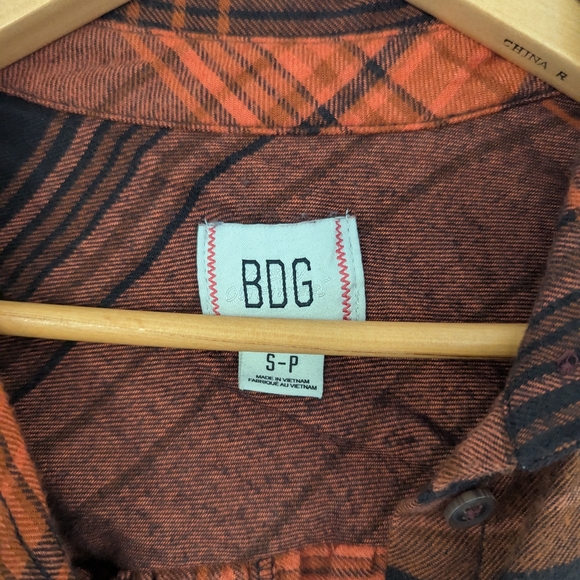 NWOT Urban Outfitters BDG Orange Plaid Flannel Shirt Size Small - Picture 4 of 6